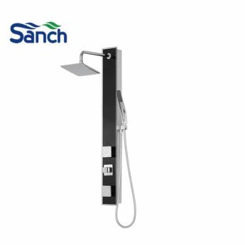 Kan jag använda en gummiskrapa på duschpaneler i glas?